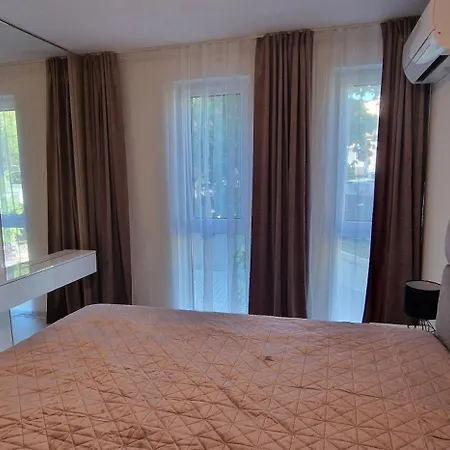 Apartament Tranquil Oasis